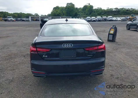 2025 Audi A5 Sportback Premium 45 Tfsi S Line Quattro S Tronic z USA, uszkodzony, nr VIN WAUDACF54SA014738